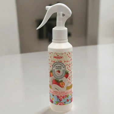Ambientador Spray Fresa y Nata PRADY 220 ml Limpia y brilla
