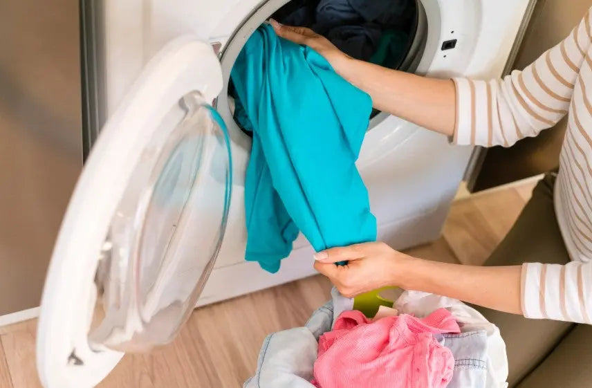 Cómo usar Eco-Jin en la limpieza textil: eficacia sin sulfatos Limpia y brilla