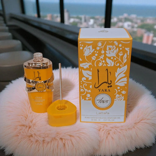Lattafa – Yara Tous Oil (20 ml) Limpia y brilla