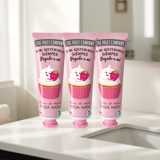 PACK 3 CREMAS DE MANOS AROMA A FRESA Y NATA - THE FRUIT COMPANY Limpia y brilla