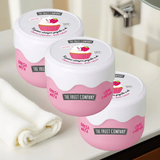 PACK DE 3 THE FRUIT COMPANY CREMA CORPORAL EFECTO SEDA AROMA A FRESA Y NATA Limpia y brilla